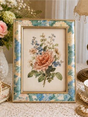 NATIONAL Vintage Floral Picture Frame Cottagecore Shabby Chic  Botanical Gold
